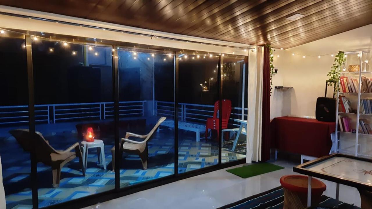 Costel Hostel Malvan Ngoại thất bức ảnh