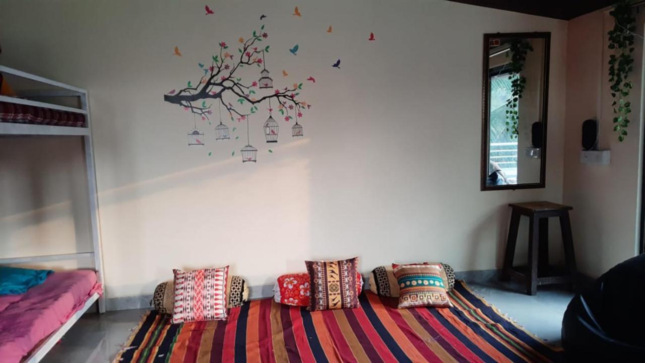 Costel Hostel Malvan Ngoại thất bức ảnh