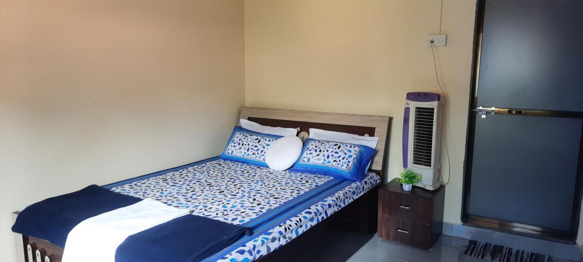 Costel Hostel Malvan Ngoại thất bức ảnh